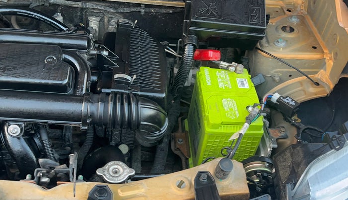 2022 Renault Kwid CLIMBER MT 1.0, Petrol, Manual, 48,172 km, Engine View - Left