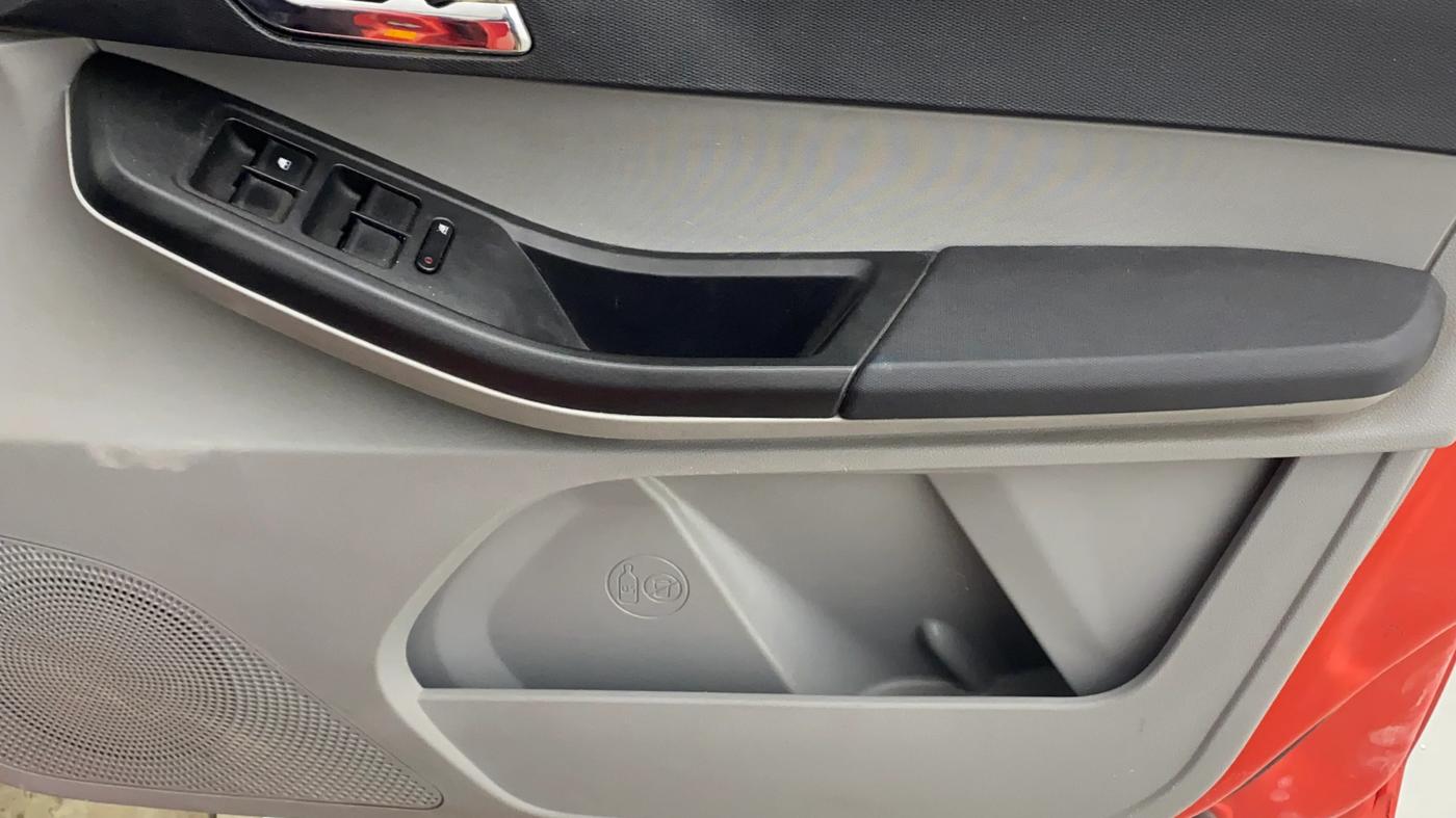 2020 Tata Tiago XZ PLUS PETROL, Petrol, Manual, 67,710 km, Driver Side Door Panels Control