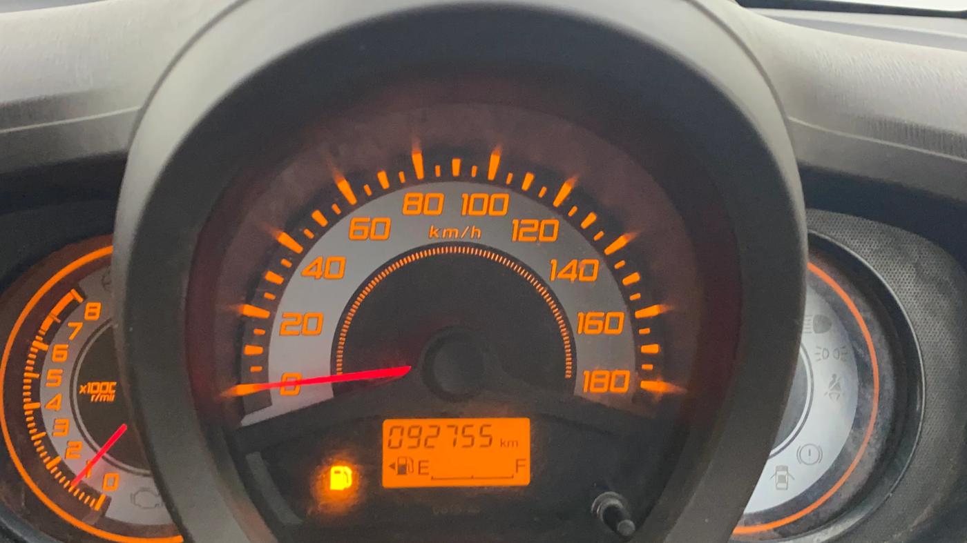 2013 Honda Brio S MT, Petrol, Manual, 92,512 km, Odometer Image