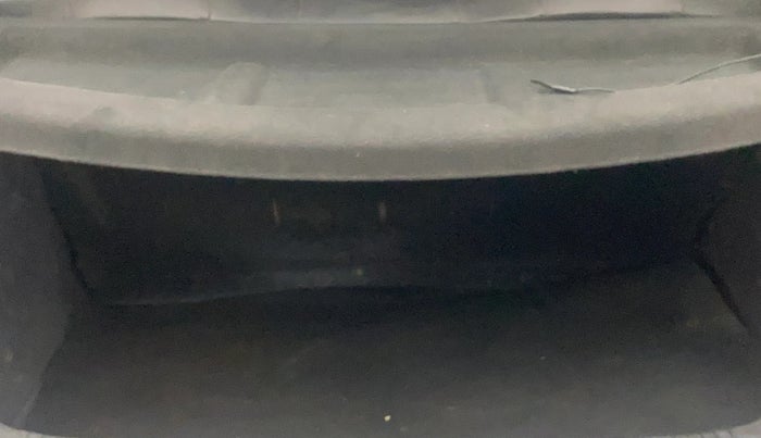 2013 Hyundai i20 MAGNA 1.2, Petrol, Manual, 73,013 km, Boot Inside