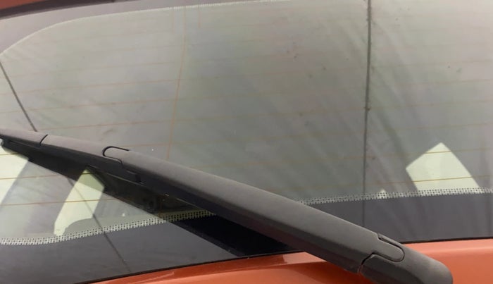 2016 Mahindra XUV500 W10 AT, Diesel, Automatic, 72,178 km, Rear Wiper