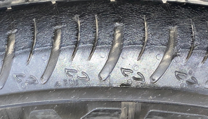 2021 Renault Kiger RXZ TURBO MT, Petrol, Manual, 34,281 km, Right Front Tyre Tread