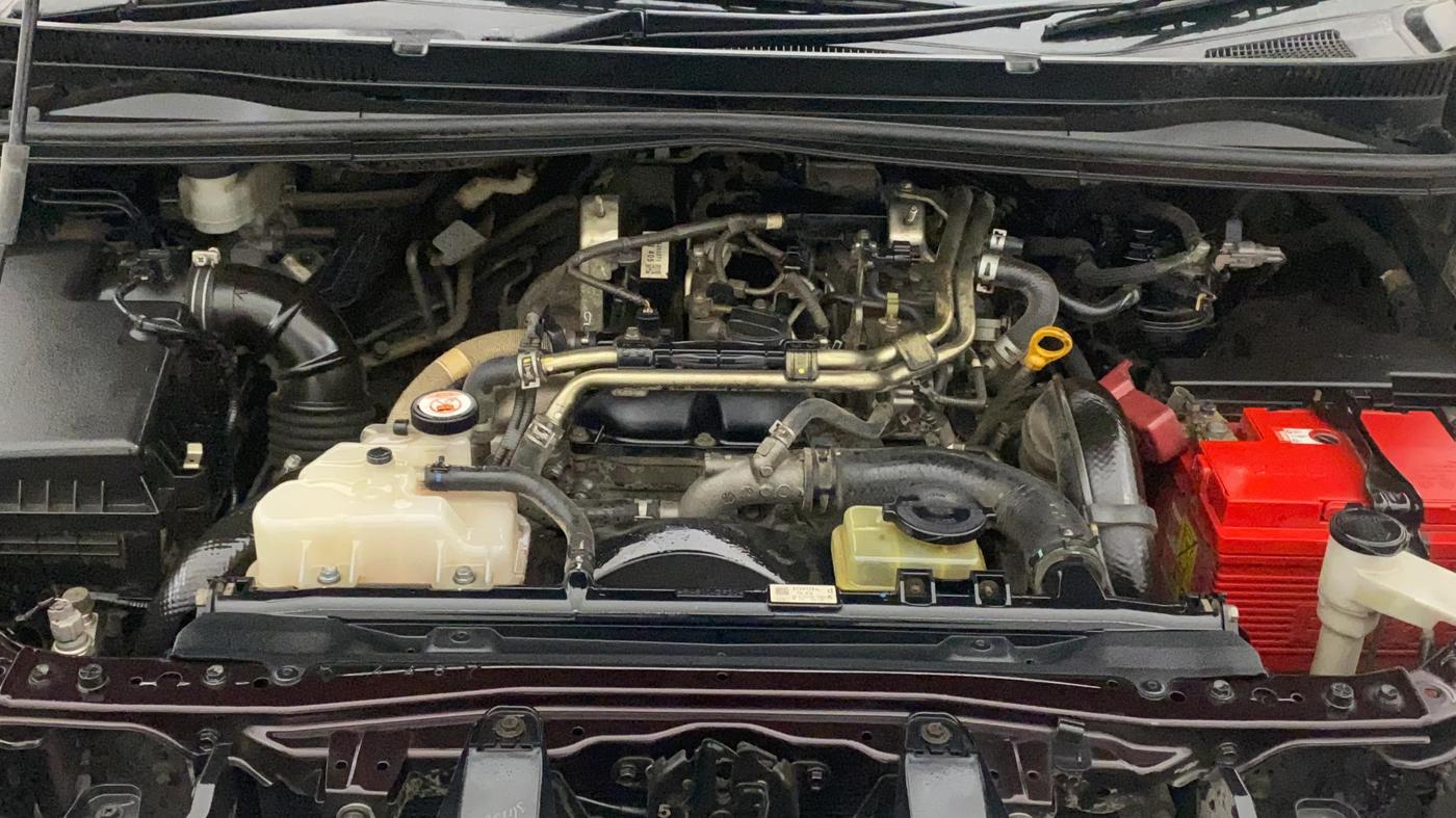2018 Toyota Innova Crysta 2.4 VX 7 STR, Diesel, Manual, 84,050 km, Engine View