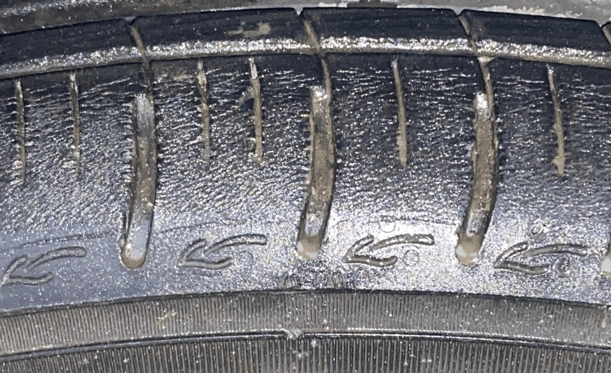 2015 Nissan Micra XV CVT, Petrol, Automatic, 32,664 km, Left Front Tyre Tread