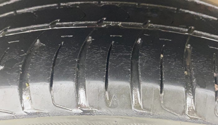 2020 Skoda Rapid ACTIVE 1.0 TSI, Petrol, Manual, 39,463 km, Left Front Tyre Tread