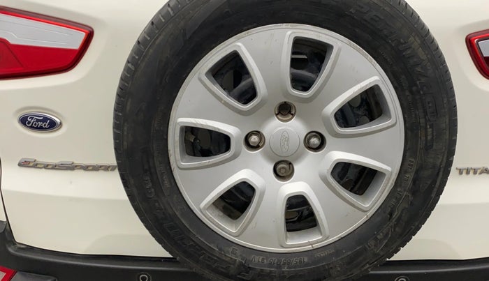 2020 Ford Ecosport AMBIENTE 1.5L DIESEL, Diesel, Manual, 1,38,291 km, Spare Tyre