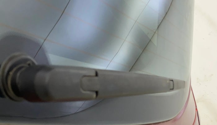 2019 KIA SELTOS HTX IVT 1.5 PETROL, Petrol, Automatic, 1,30,104 km, Rear Wiper