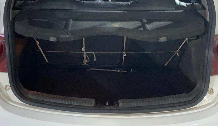 2014 Hyundai Grand i10 SPORTZ 1.2 KAPPA VTVT, Petrol, Manual, 30,174 km, Boot Inside