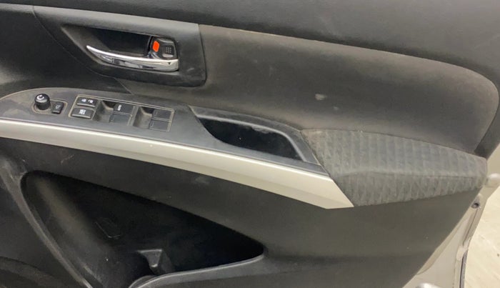 2017 Maruti S Cross ZETA 1.3, Diesel, Manual, 75,214 km, Driver Side Door Panels Control