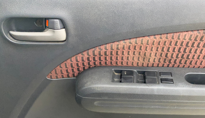 2015 Maruti Ritz VXI, CNG, Manual, 61,844 km, Driver Side Door Panels Control