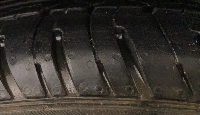 2014 Hyundai Xcent S 1.2, Petrol, Manual, 49,586 km, Left Front Tyre Tread