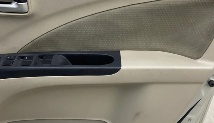 2019 Maruti Celerio ZXI AMT (O), Petrol, Automatic, 76,552 km, Driver Side Door Panels Control