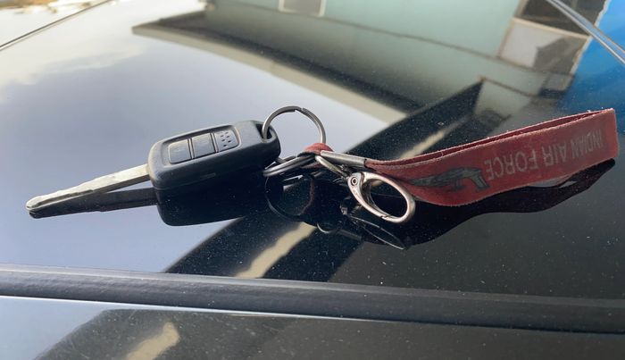 2018 Honda WR-V 1.2L I-VTEC VX MT, Petrol, Manual, 1,14,300 km, Key Close Up