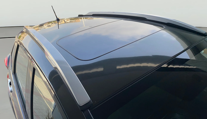 2018 Honda WR-V 1.2L I-VTEC VX MT, Petrol, Manual, 1,14,300 km, Moonroof/ Sunroof