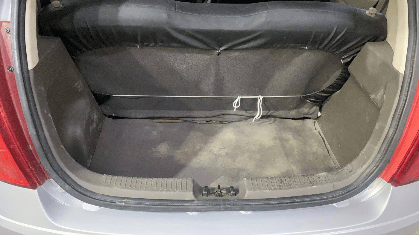2014 Hyundai i10 MAGNA 1.1, Petrol, Manual, 50,466 km, Boot Inside