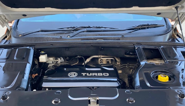 2021 MG HECTOR PLUS SHARP 1.5 PETROL TURBO DCT 6-STR, Petrol, Automatic, 48,202 km, Engine View