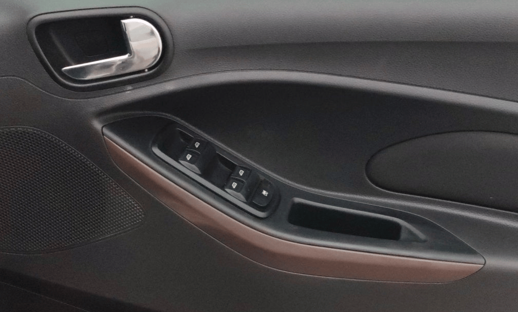 2018 Ford FREESTYLE TITANIUM PLUS 1.2 PETROL, Petrol, Manual, 68,158 km, Driver Side Door Panels Control