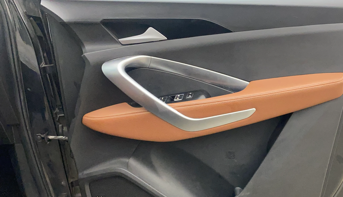 2021 MG HECTOR PLUS SHARP 1.5 PETROL TURBO CVT 6-STR, Petrol, Automatic, 73,400 km, Driver Side Door Panels Control