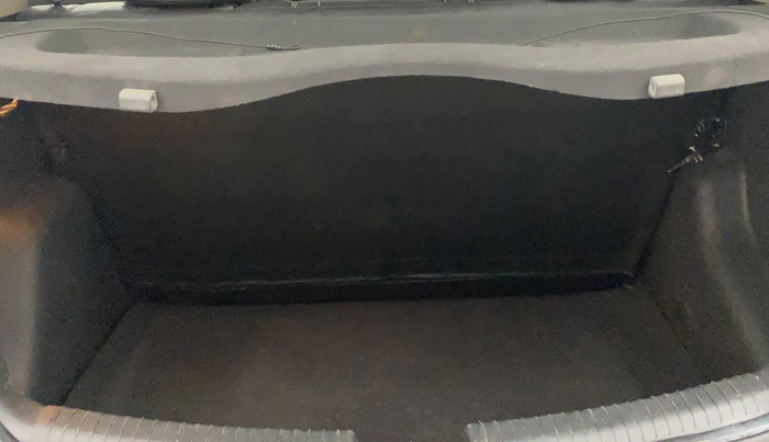 2016 Hyundai Grand i10 ASTA (O) AT 1.2 KAPPA VTVT, Petrol, Automatic, 63,796 km, Boot Inside