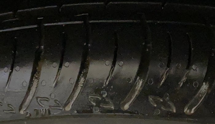 2025 Maruti FRONX ZETA 1.0 TURBO MT, Petrol, Manual, 14,476 km, Left Front Tyre Tread