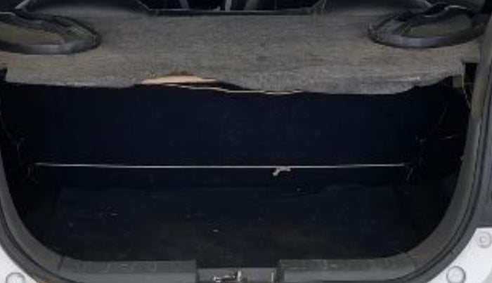 2016 Maruti Alto 800 LXI, Petrol, Manual, 46,384 km, Boot Inside