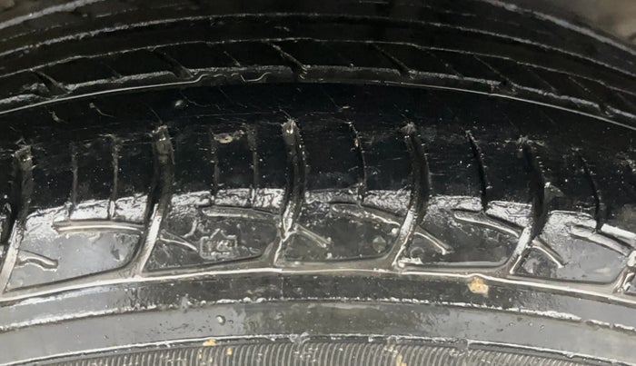 2016 Hyundai Elite i20 SPORTZ 1.2, Petrol, Manual, 69,602 km, Left Rear Tyre Tread