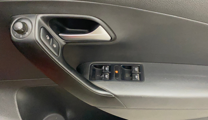 2015 Volkswagen Polo GT TDI, Diesel, Manual, 79,238 km, Driver Side Door Panels Control