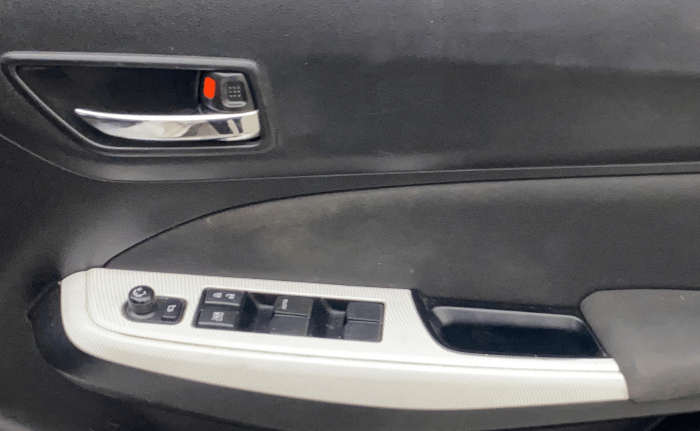 2019 Maruti Swift ZXI AMT, Petrol, Automatic, 65,929 km, Driver Side Door Panels Control