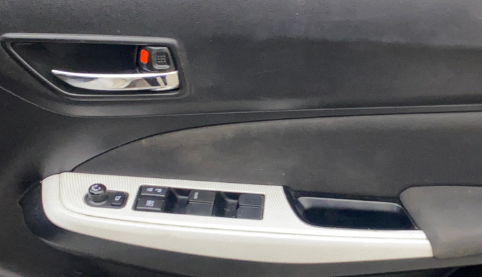 2019 Maruti Swift ZXI AMT, Petrol, Automatic, 65,929 km, Driver Side Door Panels Control
