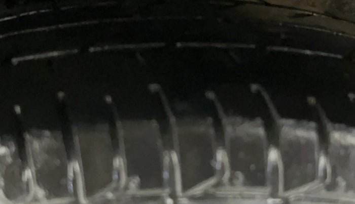 2014 Hyundai i10 MAGNA 1.1, Petrol, Manual, 75,621 km, Left Rear Tyre Tread