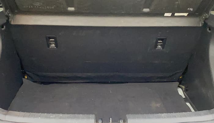 2019 Hyundai Elite i20 ASTA (O) CVT, Petrol, Automatic, 35,757 km, Boot Inside