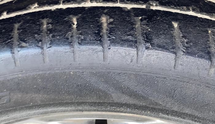 2019 Hyundai Elite i20 ASTA (O) CVT, Petrol, Automatic, 35,757 km, Left Front Tyre Tread