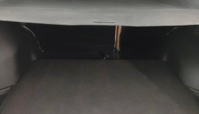 2016 Honda CRV 2.4L 4WD AVN AT, Petrol, Automatic, 90,696 km, Boot Inside