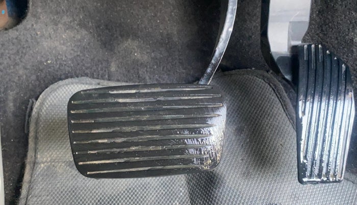 2017 Jeep Compass LIMITED 1.4 PETROL AT, Petrol, Automatic, 56,175 km, Pedals