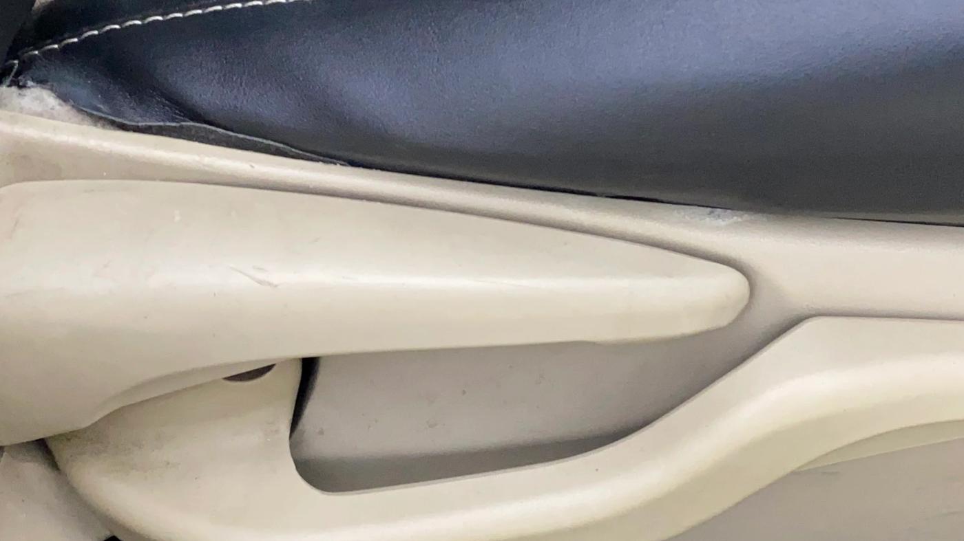 2018 Toyota Etios V PLATINUM, Petrol, Manual, 60,242 km, Driver Side Adjustment Panel
