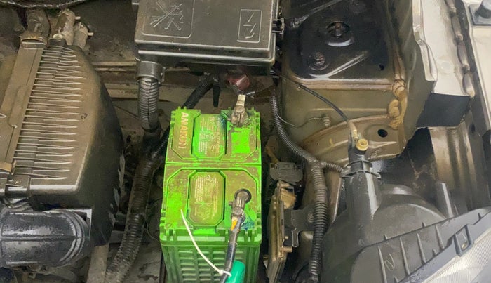 2017 Renault Kwid RXT 1.0, Petrol, Manual, 59,336 km, Engine View - Left