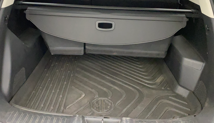 2019 MG HECTOR SHARP 2.0 DIESEL, Diesel, Manual, 87,111 km, Boot Inside