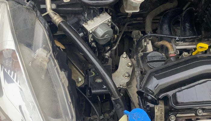 2016 Maruti Ertiga ZXI, Petrol, Manual, 1,07,774 km, Engine View - Right