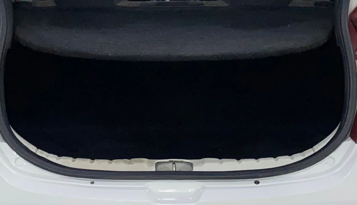 2013 Hyundai Eon ERA +, Petrol, Manual, 52,361 km, Boot Inside