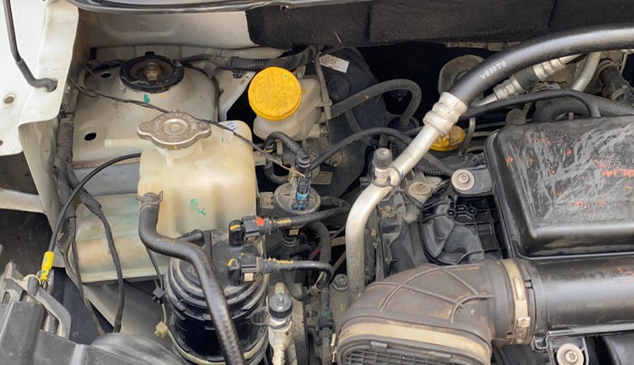 2023 Renault TRIBER RXT, Petrol, Manual, 43,545 km, Engine View - Right