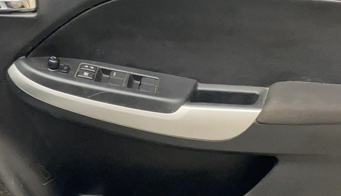 2016 Maruti Baleno ALPHA PETROL 1.2, Petrol, Manual, 91,284 km, Driver Side Door Panels Control