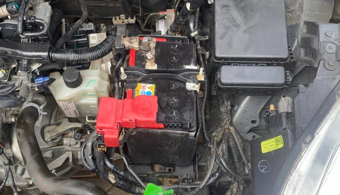 2020 Maruti Swift VXI AMT, Petrol, Automatic, 42,235 km, Engine View - Left