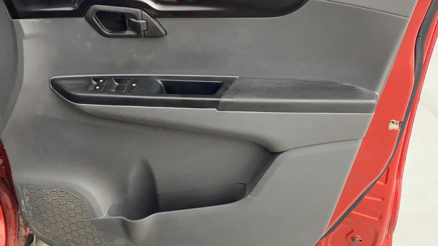 2018 Mahindra KUV 100 NXT K4+ P 6 STR, Petrol, Manual, 51,460 km, Driver Side Door Panels Control