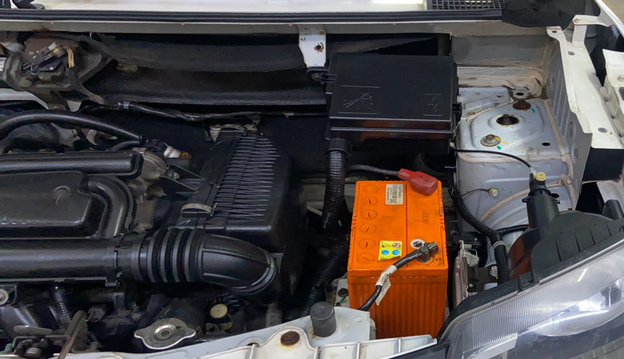 2018 Renault Kwid RXT 1.0 (O), Petrol, Manual, 51,296 km, Engine View - Left