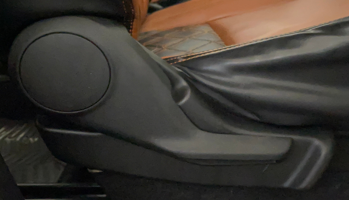 2022 Maruti IGNIS SIGMA 1.2, Petrol, Manual, 66,776 km, Driver Side Adjustment Panel