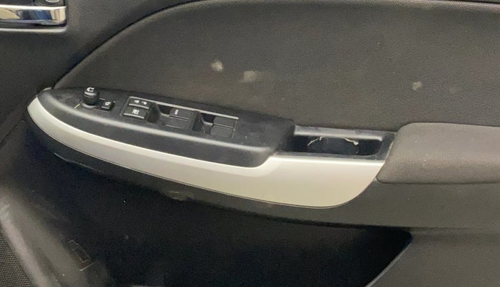 2018 Maruti Baleno ZETA PETROL 1.2, Petrol, Manual, 34,156 km, Driver Side Door Panels Control