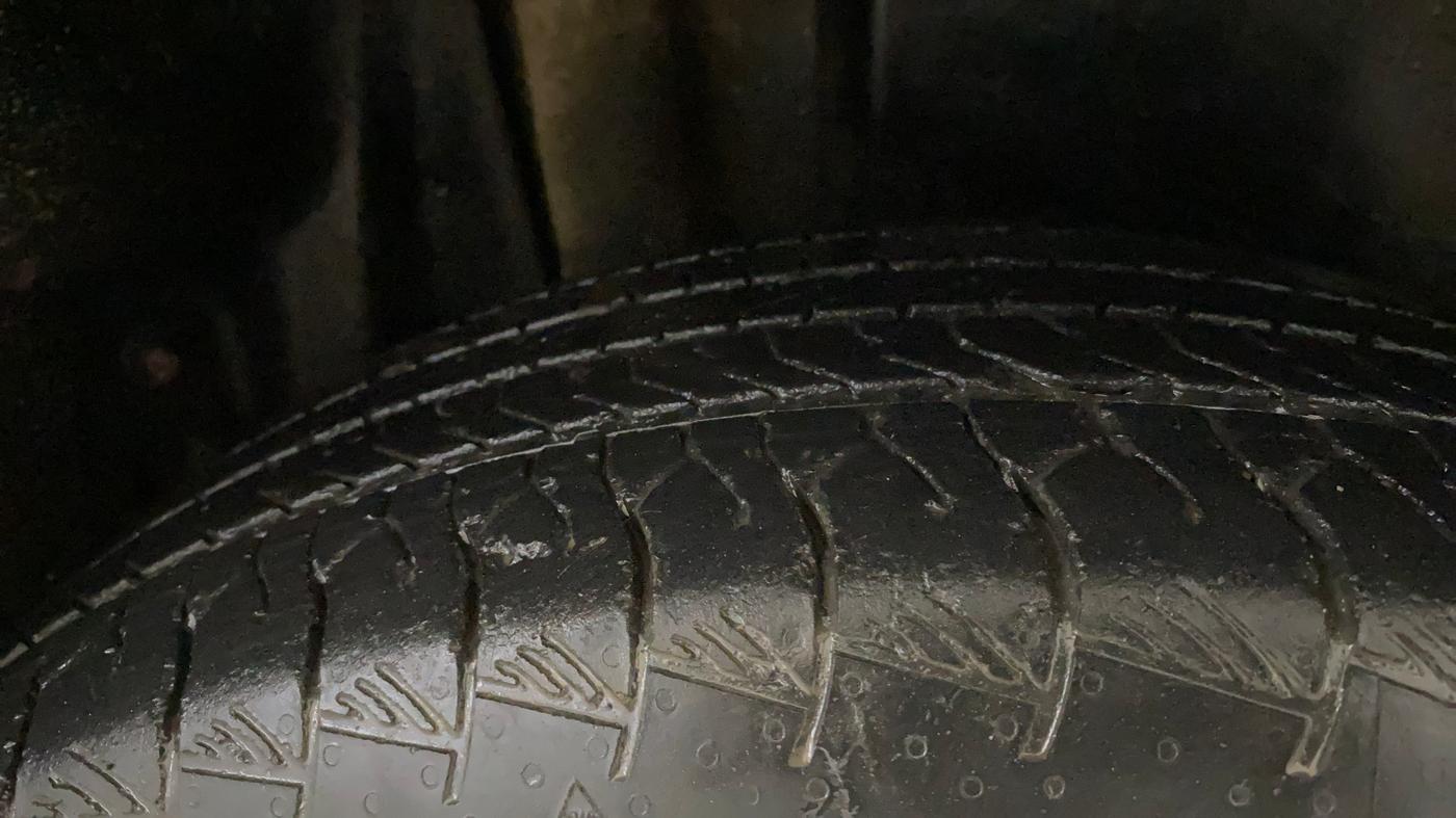 2022 Maruti Grand Vitara ZETA SMART HYBRID, Petrol, Manual, 40,092 km, Right Rear Tyre Tread