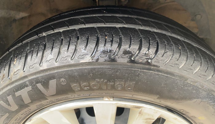 2019 Maruti Baleno DELTA PETROL 1.2, Petrol, Manual, 62,643 km, Right Front Tyre Tread