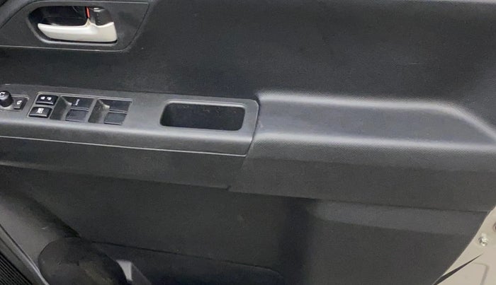2023 Maruti New Wagon-R ZXI PLUS 1.2 AMT, Petrol, Automatic, 28,303 km, Driver Side Door Panels Control