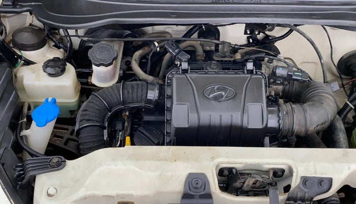 2013 Hyundai Eon ERA +, Petrol, Manual, 62,640 km, Engine View - Right